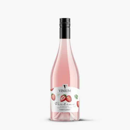 Perlivé Cabernet Sauvignon rosé s chutí jahody